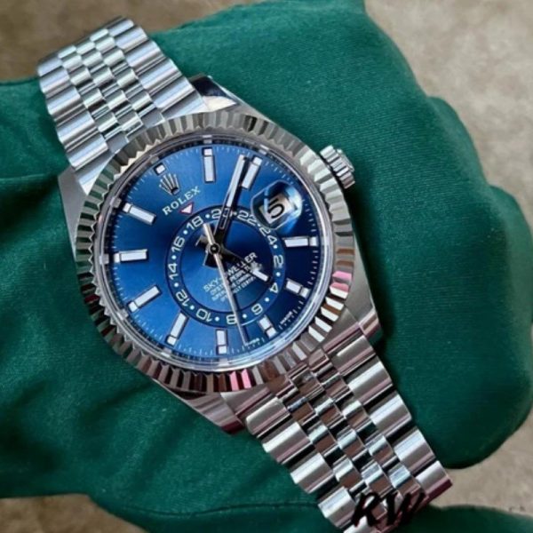 Rolex Sky-Dweller 326934 Fluted Bezel Blue Dial 42MM Replica Watch - Image 2