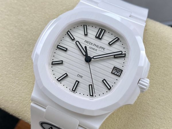 Patek Philippe Nautilus White Dial 5711 40MM Replica Watch - Image 4