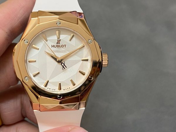 Hublot Classic Fusion 550.OS.2200.RW.ORL20 40MM - Image 3