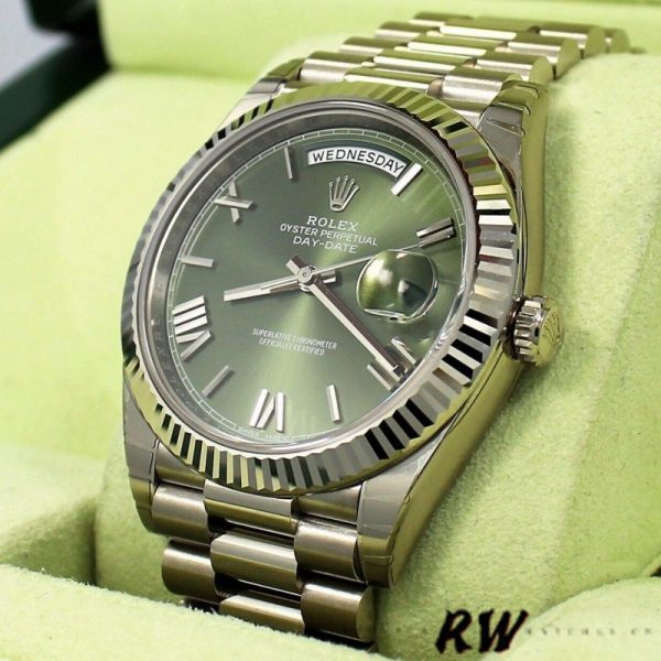 Rolex Day-Date 228239 Green Roman Dial Fluted Bezel 40mm Mens Replica Watch - Image 3