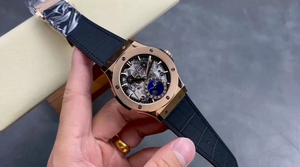 Hublot Classic Fusion 517.OX.0180.LR 45 mm Mens - Image 2