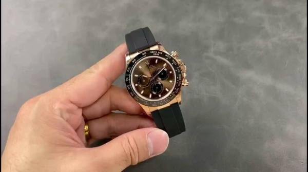 Rolex Daytona Everose Rubber 116515 Chocolate - Image 2