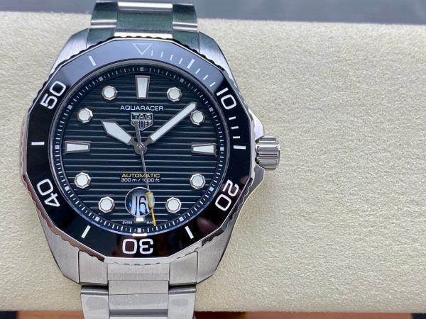 TAG Heuer Aquaracer Professional 300 WBP201A.BA0632 Automatic 43mm - Image 3