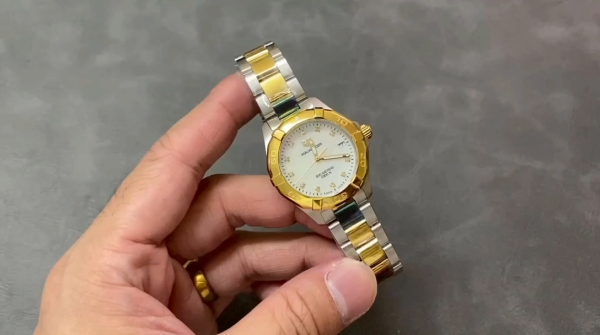 Tag Heuer Aquaracer WBD1322.BB0320 Quartz Ladies 32mm - Image 2