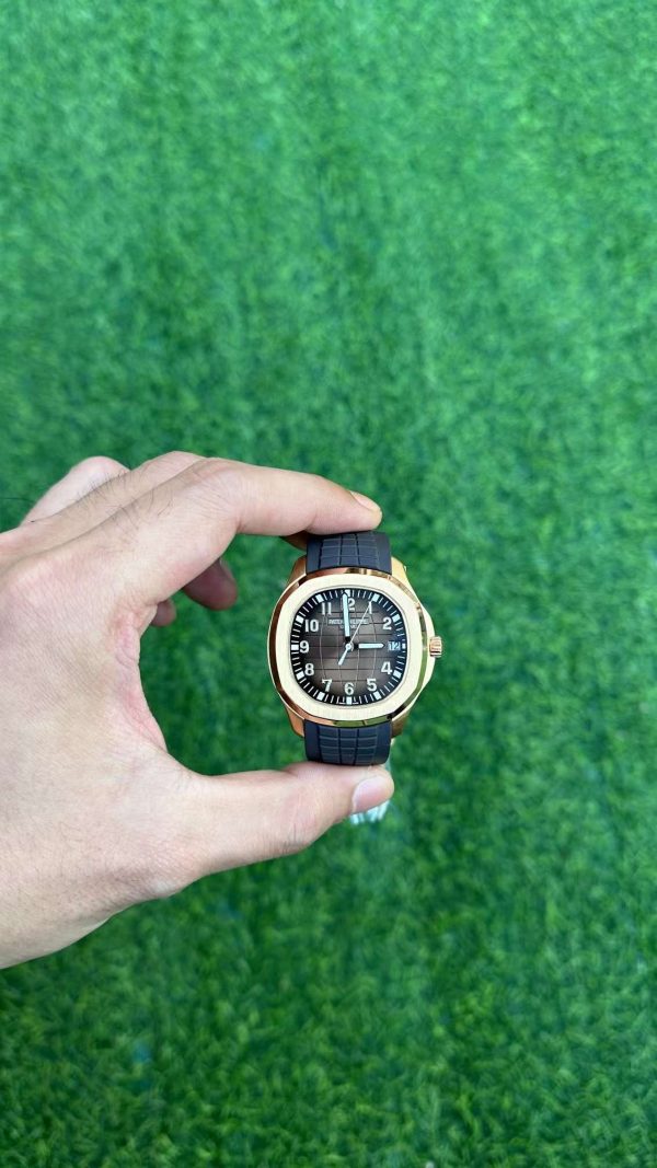 Replica Patek Philippe Aquanaut 5167R 001 40mm Mens Watch - Image 3