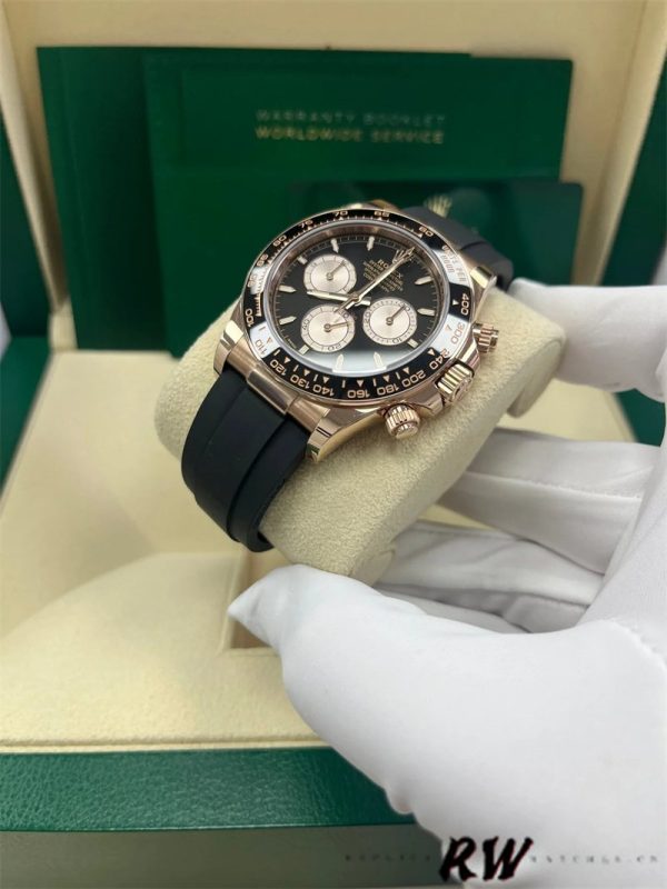 Rolex Cosmograph Daytona 126515LN - Image 4