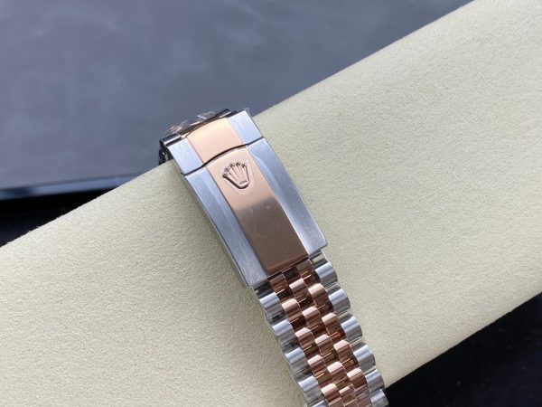 Replica Rolex Datejust 126331 0004 41MM - Image 9