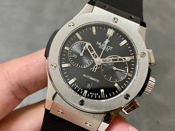 Hublot Classic Fusion 521.NX.1170.RX 45MM Mens（black） - Image 9