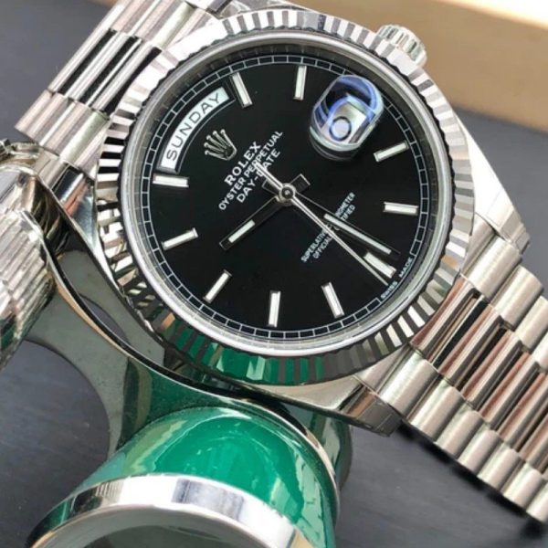 Rolex Day-Date 228239 Black Index Dial Fluted Bezel 40mm Mens Replica Watch - Image 3