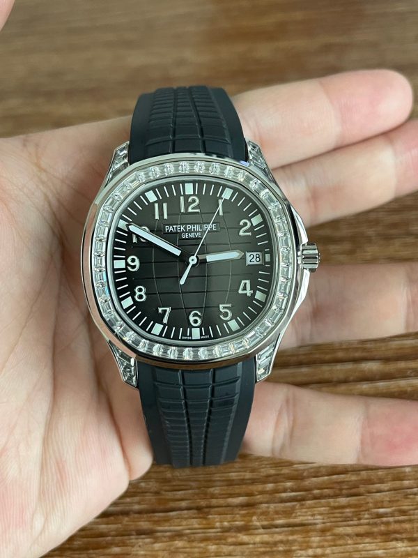 Replica Patek Philippe Aquanaut 5267 200A 001 Black Dial Diamond Bezel Watch - Image 3