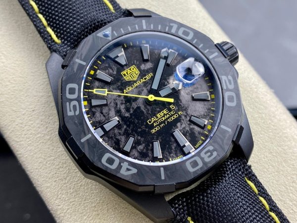 Tag Heuer Aquaracer Carbon Dial WBD218B.FC6446 41mm - Image 4