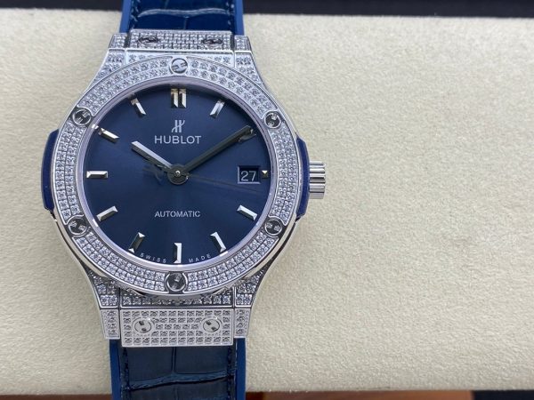 511.NX.7170.LR Hublot Classic Fusion Diamond Automatic(42mm) - Image 3