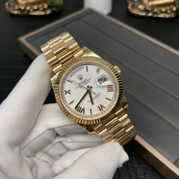 Rolex Day-Date 228238 White Roman Dial Fluted Bezel 40mm Mens Replica Watch - Image 3