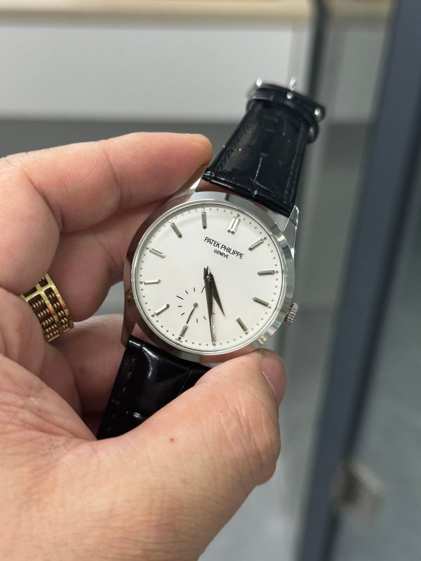 Patek Philippe Calatrava Silver Dial 18 kt White Gold 5196G 001(default) - Image 3