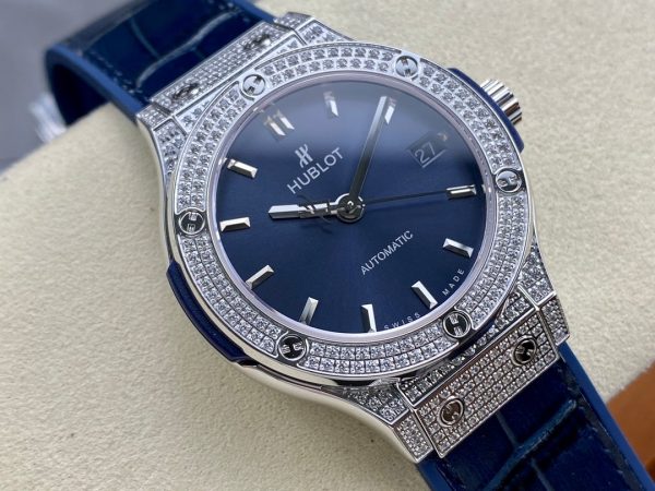 511.NX.7170.LR Hublot Classic Fusion Diamond Automatic(42mm) - Image 4
