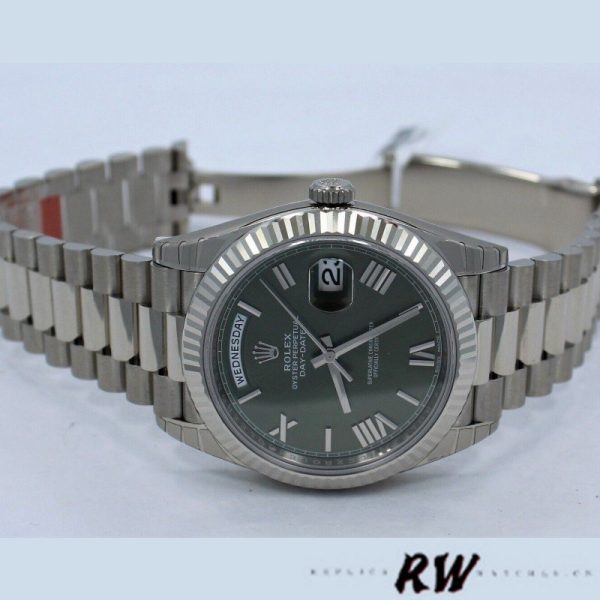 Rolex Day-Date 228239 Green Roman Dial Fluted Bezel 40mm Mens Replica Watch - Image 4