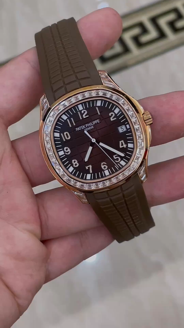 Patek Philippe Aquanaut 5167 300G 010 Black & Green & Brown 40mm(black) - Image 22