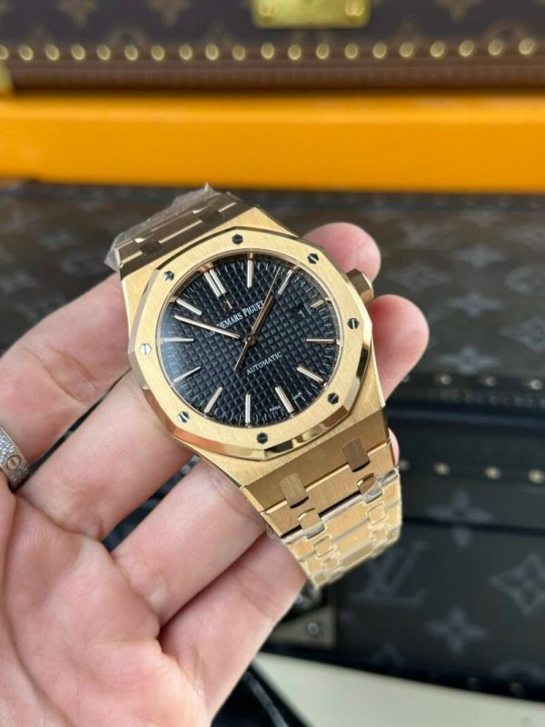 Audemars Piguet Royal Oak 15400OR Rose Gold Black Dial Replica 41mm - Image 3