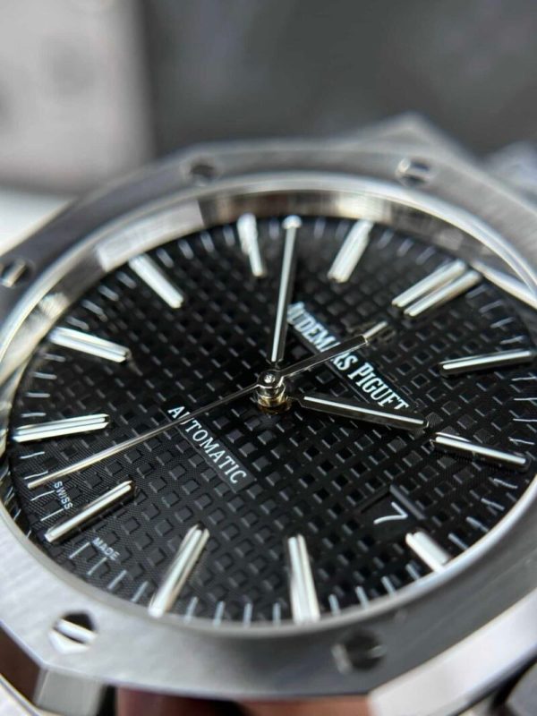 Audemars Piguet Royal Oak 15400ST Black Dial Best Replica APS Factory 41mm - Image 5