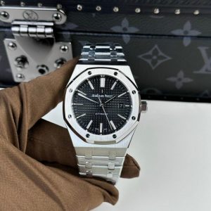Audemars Piguet Royal Oak 15400ST Black Dial Best Replica APS Factory 41mm