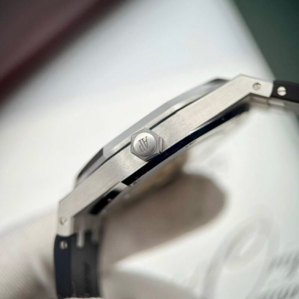 Audemars Piguet Royal Oak 15400ST Rubber Strap Black Dial Best Replica APS Factory 41mm - Image 7