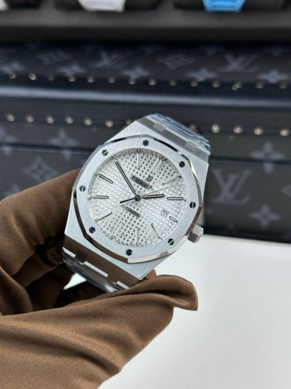 Audemars Piguet Royal Oak 15400ST White Dial Steel Best Replica APS Factory 41mm - Image 3