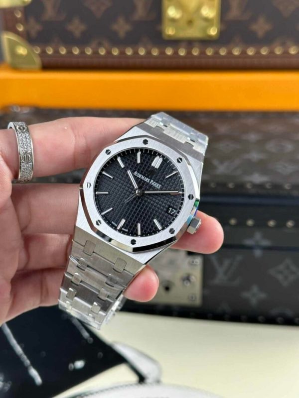 Audemars Piguet Royal Oak 15500ST Black Dial Best Replica 41mm - Image 3