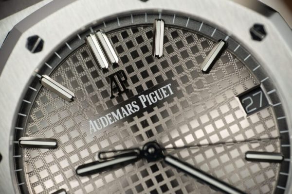 Audemars Piguet Royal Oak 15500ST Grey Dial Top Quality Replica 41mm - Image 4