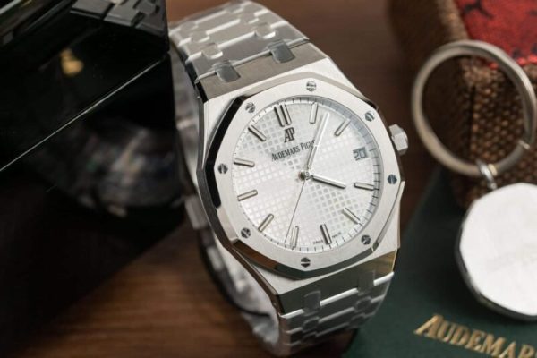 Audemars Piguet Royal Oak 15500ST White Dial Best Replica 41mm - Image 2
