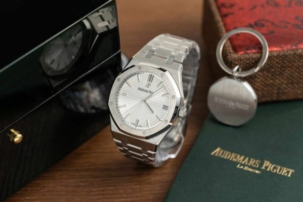 Audemars Piguet Royal Oak 15500ST White Dial Best Replica 41mm - Image 3