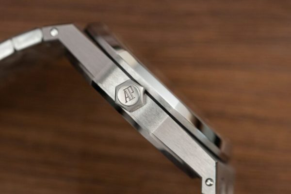 Audemars Piguet Royal Oak 15500ST White Dial Best Replica 41mm - Image 8