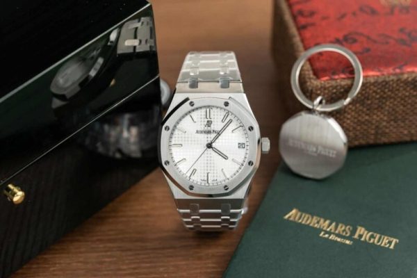 Audemars Piguet Royal Oak 15500ST White Dial Best Replica 41mm