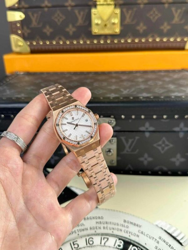 Audemars Piguet Royal Oak 77351OR Rose Gold White Dial Diamond Bezel Replica 34m - Image 3