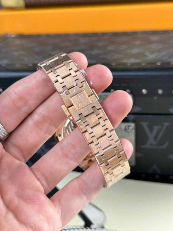 Audemars Piguet Royal Oak 77351OR Rose Gold White Dial Diamond Bezel Replica 34m - Image 9