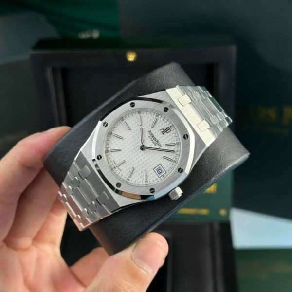 Audemars Piguet Royal Oak Jumbo Extra Thin 15202ST White Guilloche Dial Replica 39mm - Image 2
