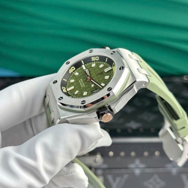 Audemars Piguet Royal Oak Offshore Diver 15720ST Khaki Green Dial Rubber Best Replica APSF 42mm - Image 4