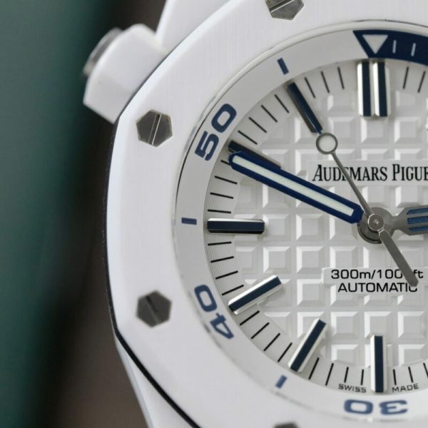 Audemars Piguet Royal Oak Offshore Diver 15707CB White Dial White Ceramic Rubber Best Replica APSF 42mm - Image 5