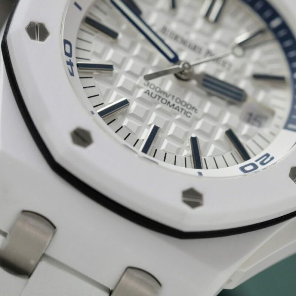 Audemars Piguet Royal Oak Offshore Diver 15707CB White Dial White Ceramic Rubber Best Replica APSF 42mm - Image 6