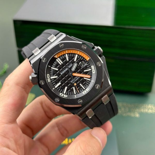 Audemars Piguet Royal Oak Offshore Diver 15707CE Black Dial Black Ceramic Rubber Best Replica APSF 42mm - Image 2