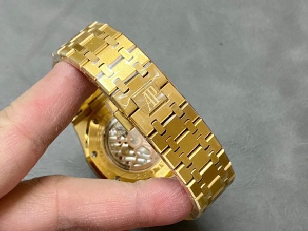Audemars Piguet Royal Oak Perpetual Calendar 26574BA Yellow Gold Blue Dial Best Replica 41mm - Image 9