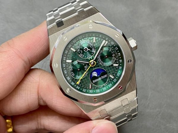 Audemars Piguet Royal Oak Perpetual Calendar 26606ST Green Dial Super Clone 41mm - Image 2