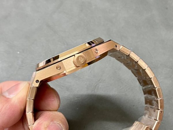 Audemars Piguet Royal Oak Perpetual Calendar 26574OR Rose Gold Blue Dial Best Replica 41mm - Image 5