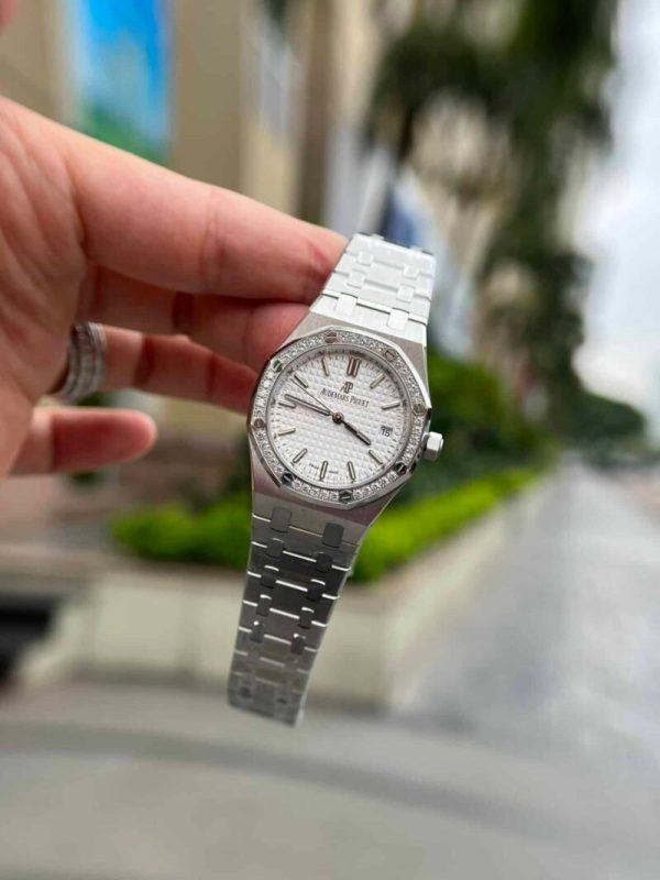 Audemars Piguet Royal Oak Lady White Dial Diamond Bezel Replica 34mm - Image 4