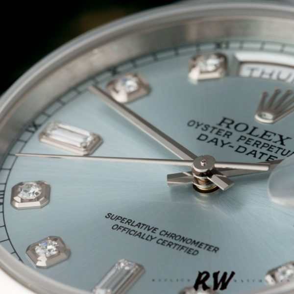 Rolex Day-Date 118206 Ice Blue Dial Diamond Platinum 36mm Unisex Replica Watch - Image 3