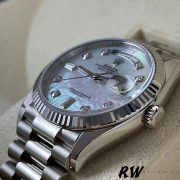 Rolex Day-Date 128239 White Gold Mother of Pearl Dial 36MM Unisex Replica Watch - Image 2