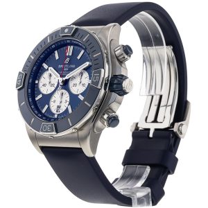 Super Chronomat B01 44
AB0136
