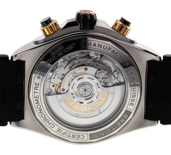Super Chronomat B01 44
UB0136 - Image 3