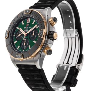 Super Chronomat B01 44
UB0136