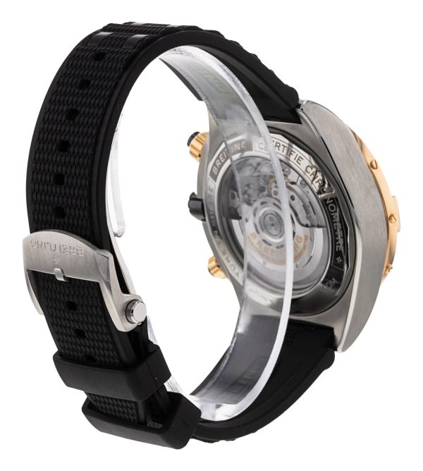 Super Chronomat B01 44
UB0136 - Image 2