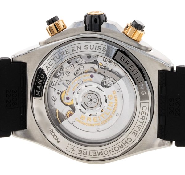 Super Chronomat B01 44
UB0136 - Image 3